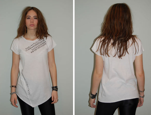 Julie Park Numbers Tee - Batyana Boutique
 - 1